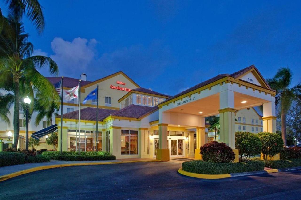 Hilton Garden Inn Boca Raton Exteriör bild
