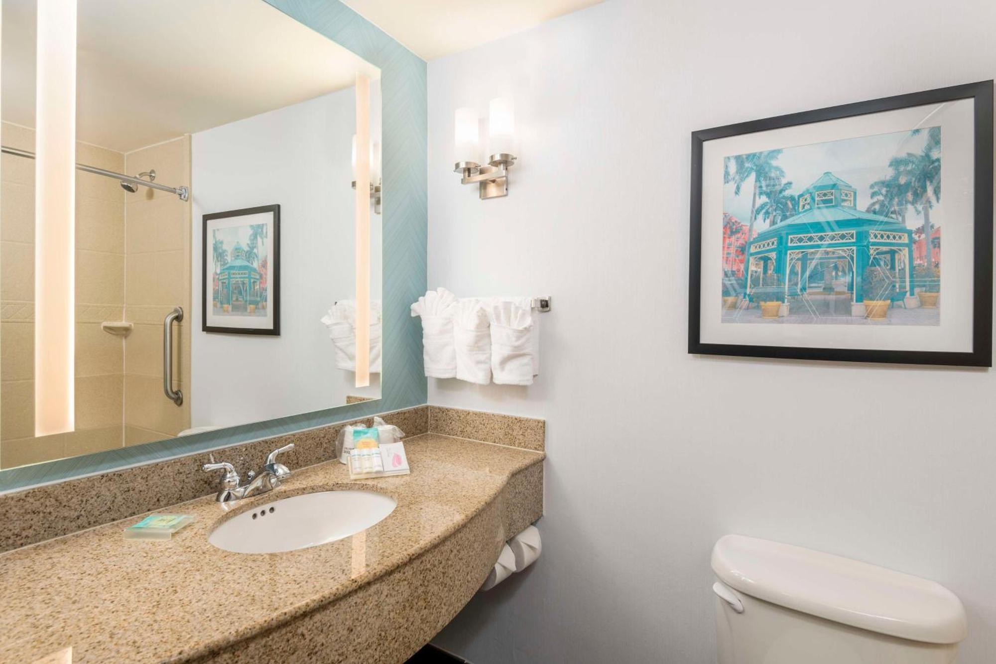 Hilton Garden Inn Boca Raton Exteriör bild